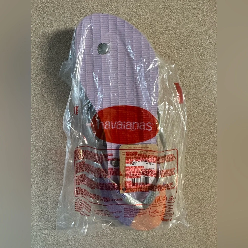 Havaianas Flip Flops - NWT
